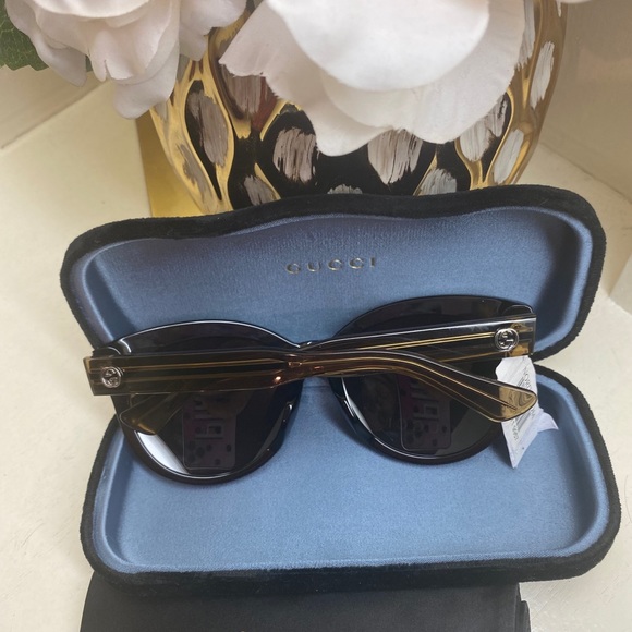 New🔥Gucci sunglasses with tag - Picture 13 of 15